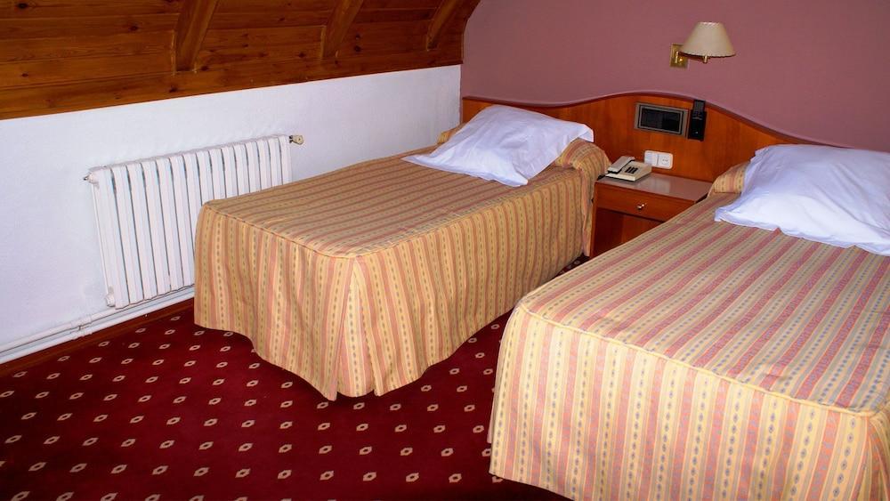 Hotel Edelweiss Arties Exteriör bild