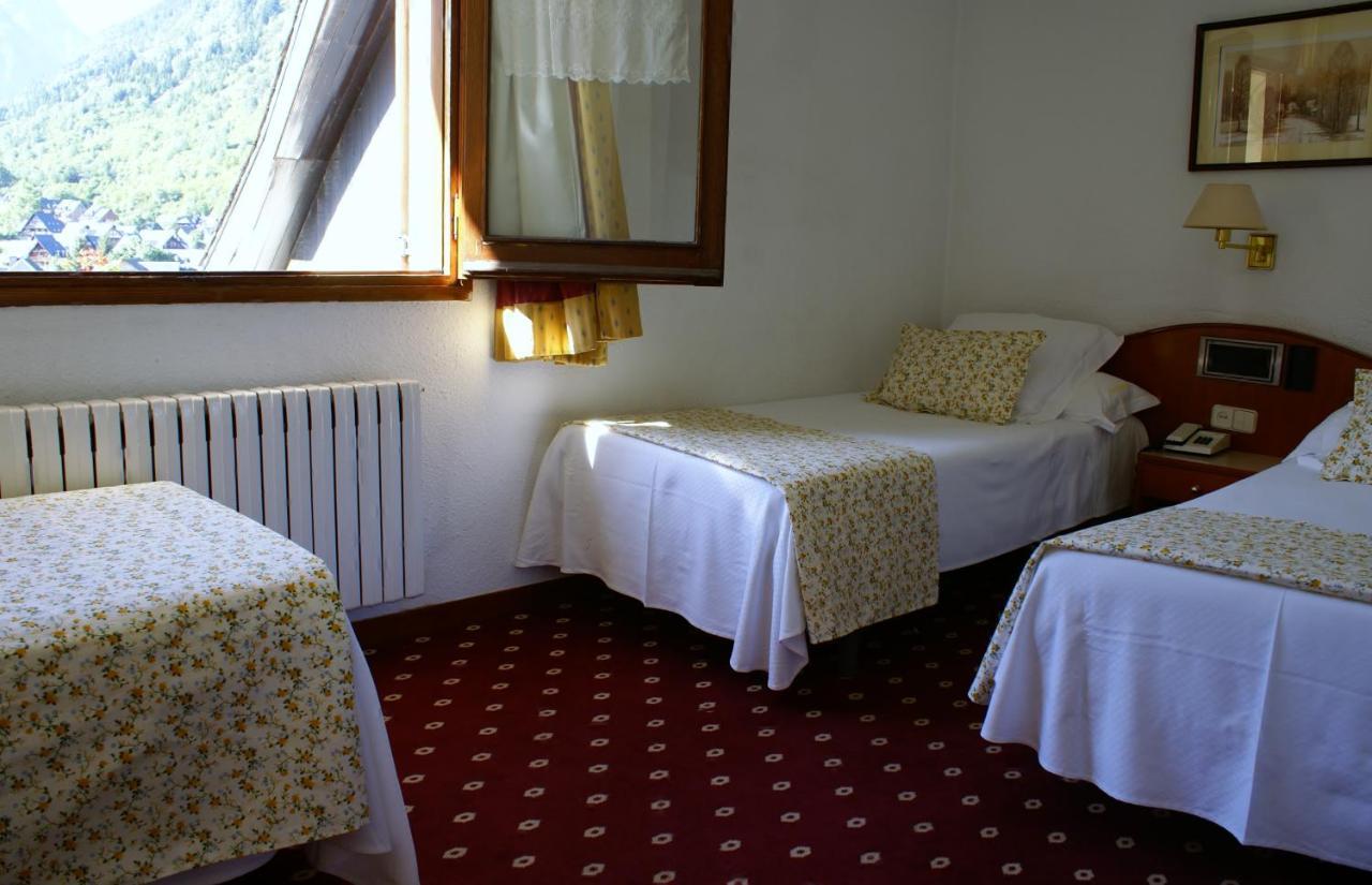 Hotel Edelweiss Arties Exteriör bild